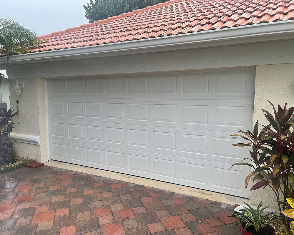 garage door from exterior